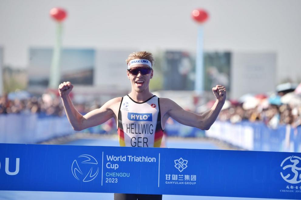 Tim Hellwig gewinnt den Chengdu Weltcup